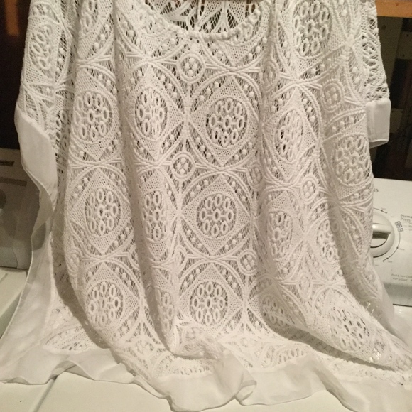 Blouse - Picture 2 of 3